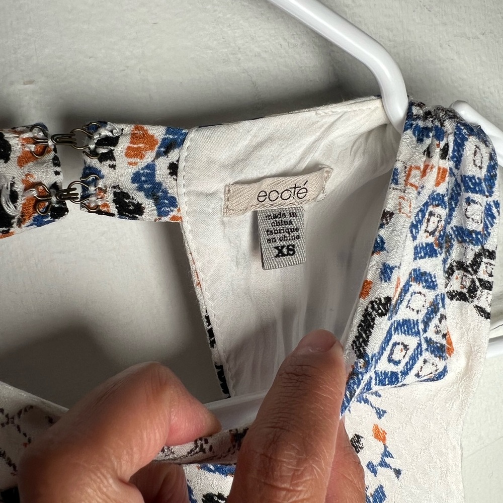 Ecoté white Aztec pattern dress. - Picture 5 of 5